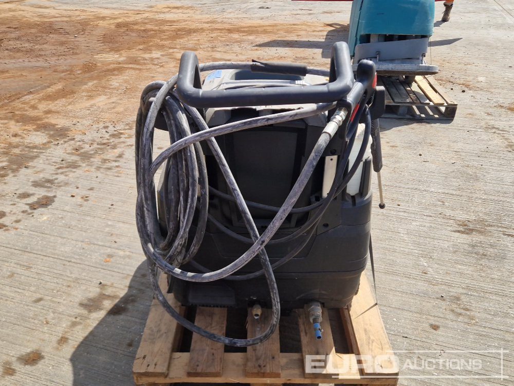 2015 Karcher HDS 6/10 C - ماكينة غسيل ضغط عالي: صورة 4 2015 Karcher HDS 6/10 C - ماكينة غسيل ضغط عالي: صورة 4