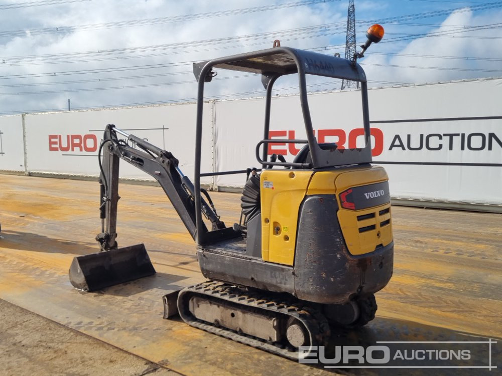 2015 Volvo EC15C - حفارة مُصَّغرة: صورة 3 2015 Volvo EC15C - حفارة مُصَّغرة: صورة 3