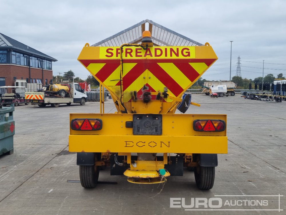 2016 Econ Twin Axle Draw Bar Hydraulic Gritter Trailer - الآلات الزراعية: صورة 4 2016 Econ Twin Axle Draw Bar Hydraulic Gritter Trailer - الآلات الزراعية: صورة 4