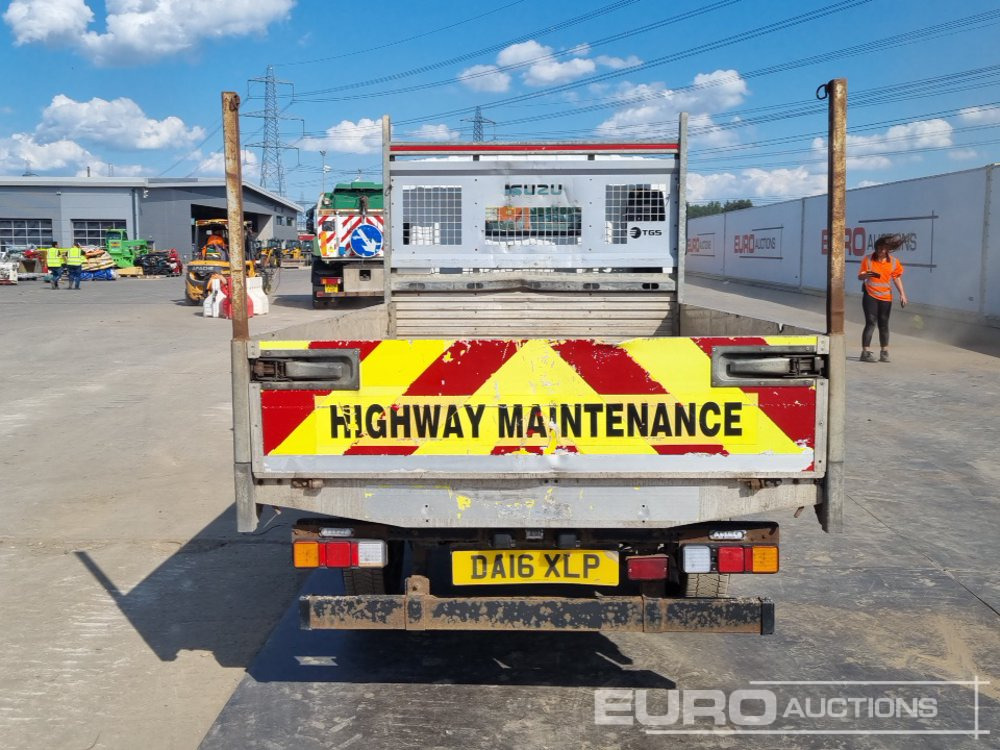 2016 Isuzu Crafter - شاحنة مفتوحة: صورة 4 2016 Isuzu Crafter - شاحنة مفتوحة: صورة 4