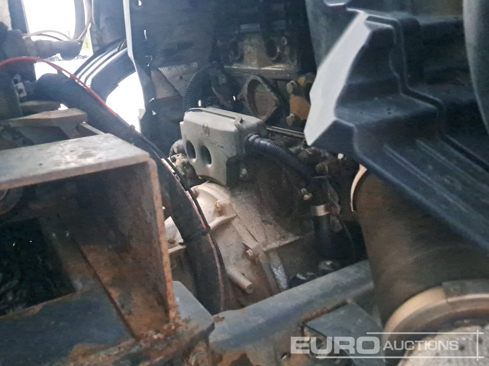 شاحنة قلاب 2016 Mercedes Arocs 3240: صورة 29 شاحنة قلاب 2016 Mercedes Arocs 3240: صورة 29