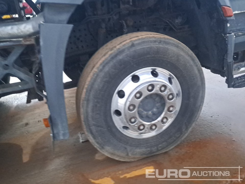 شاحنة قلاب 2016 Mercedes Arocs 3240: صورة 16 شاحنة قلاب 2016 Mercedes Arocs 3240: صورة 16