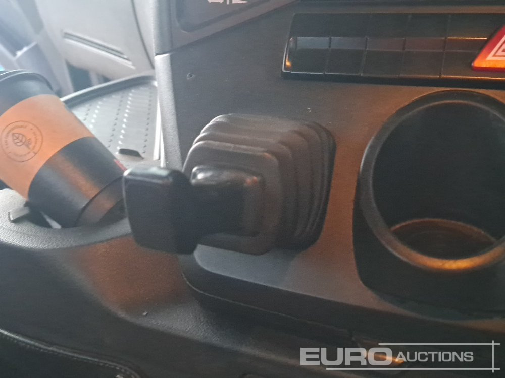 شاحنة قلاب 2016 Mercedes Arocs 3240: صورة 46 شاحنة قلاب 2016 Mercedes Arocs 3240: صورة 46