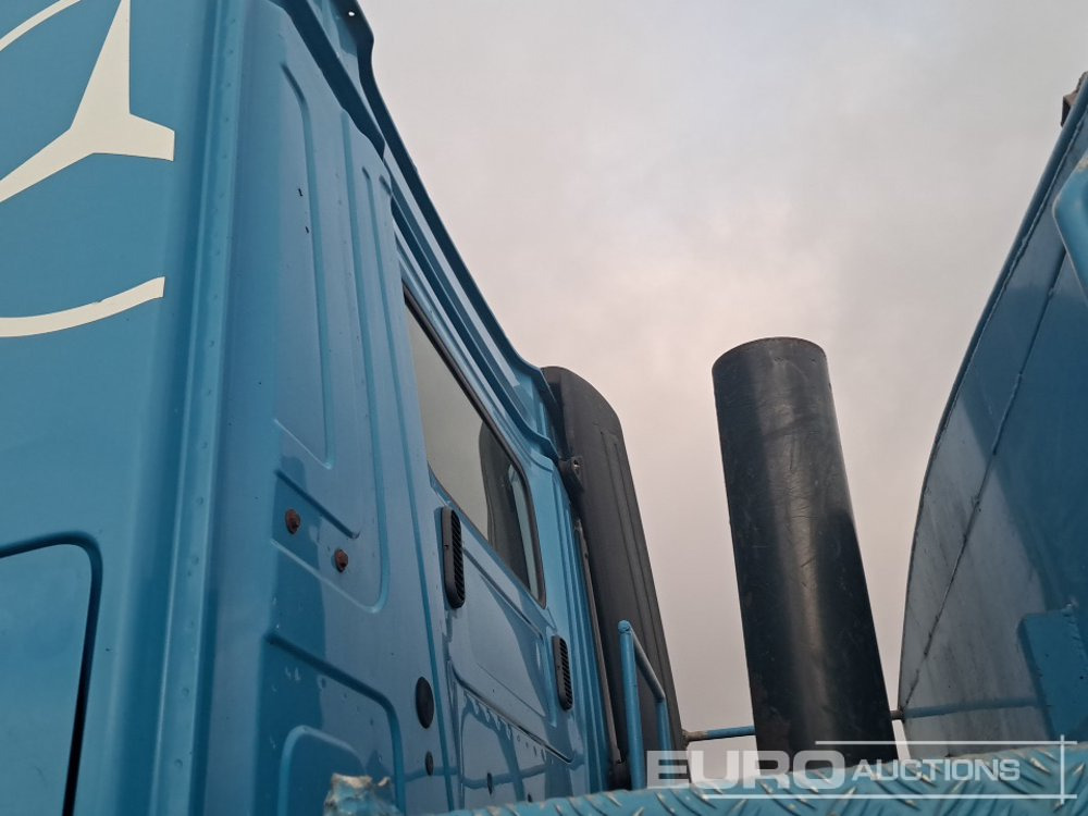 شاحنة قلاب 2016 Mercedes Arocs 3240: صورة 17 شاحنة قلاب 2016 Mercedes Arocs 3240: صورة 17