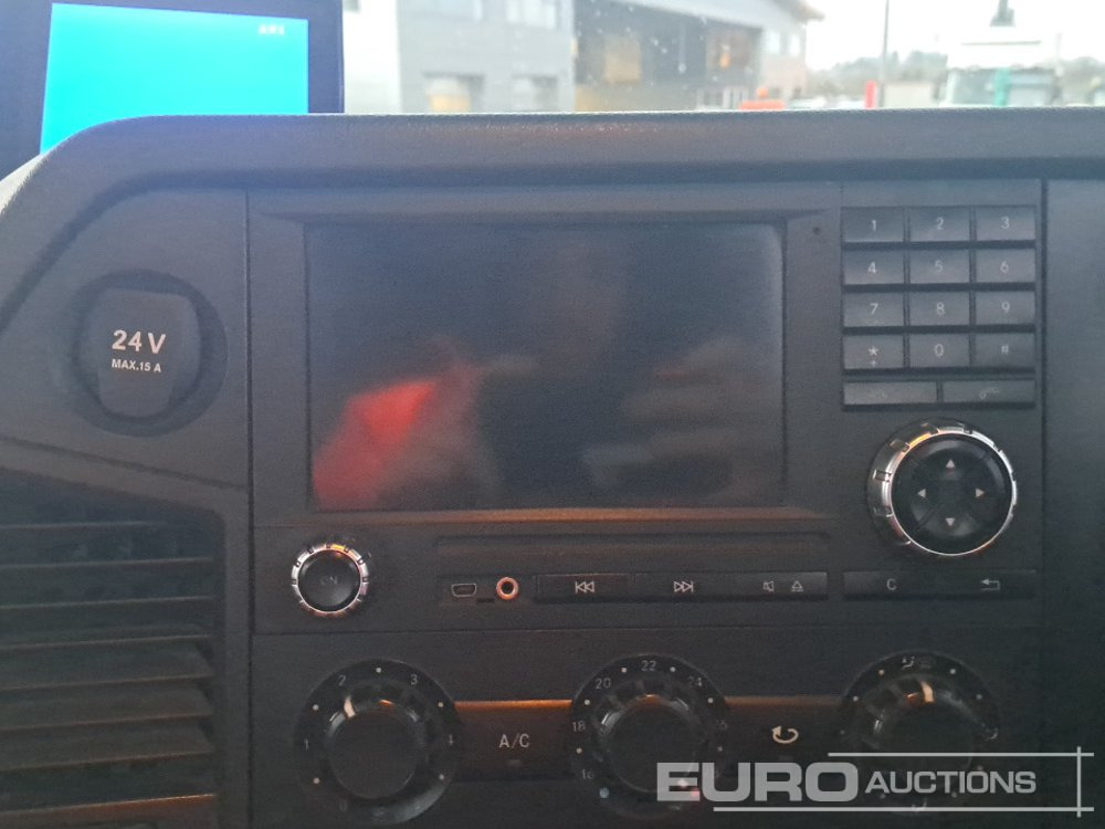 شاحنة قلاب 2016 Mercedes Arocs 3240: صورة 44 شاحنة قلاب 2016 Mercedes Arocs 3240: صورة 44