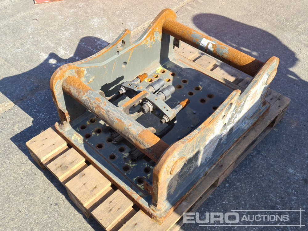 2016 Oilquick Head Stock 80mm Pin to suit 20 Ton Excavator - مطرقة هيدروليكية: صورة 5 2016 Oilquick Head Stock 80mm Pin to suit 20 Ton Excavator - مطرقة هيدروليكية: صورة 5