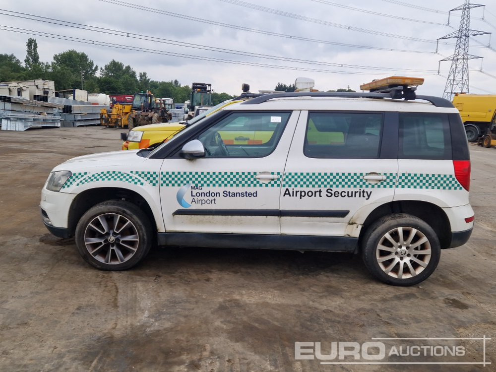2016 Skoda Yeti - سيارة دفع رباعي: صورة 2 2016 Skoda Yeti - سيارة دفع رباعي: صورة 2