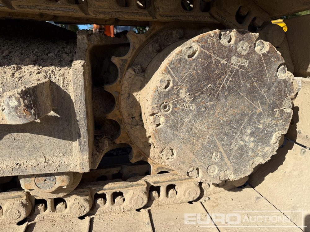 حفار زحاف 2017 Hitachi ZX135US-6: صورة 7