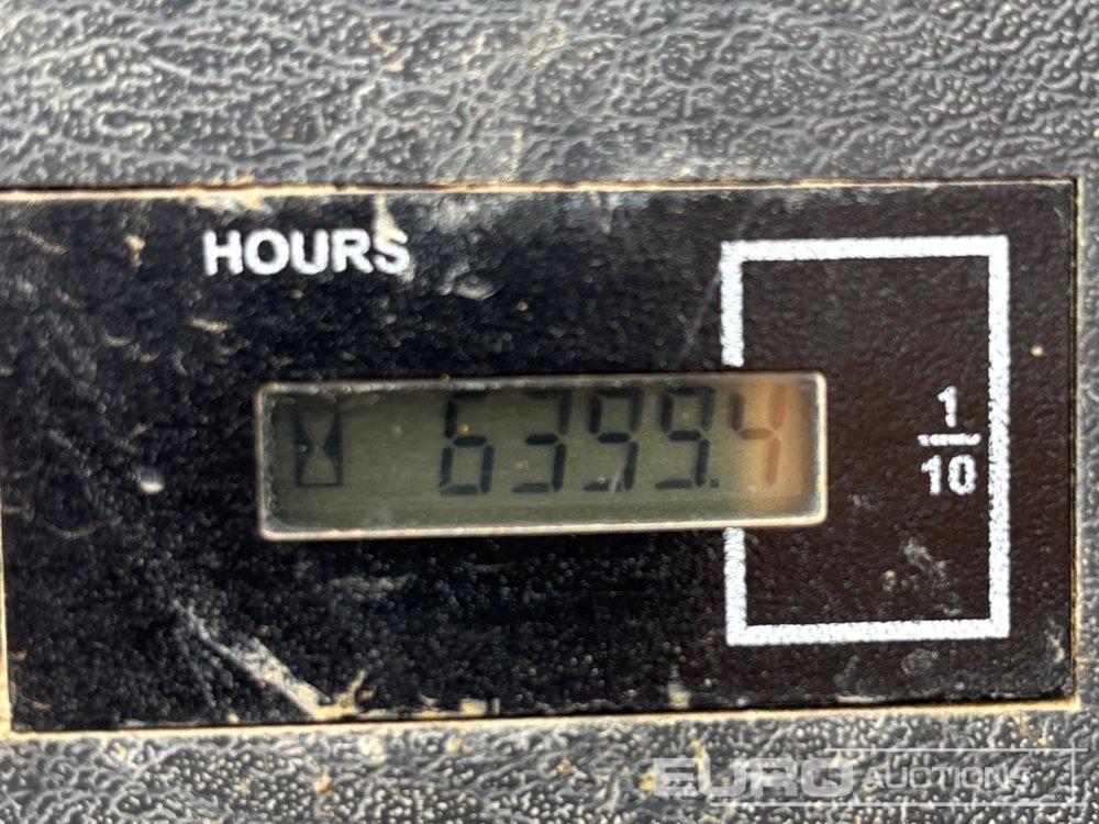 حفار زحاف 2017 Hyundai HX145LCR: صورة 8