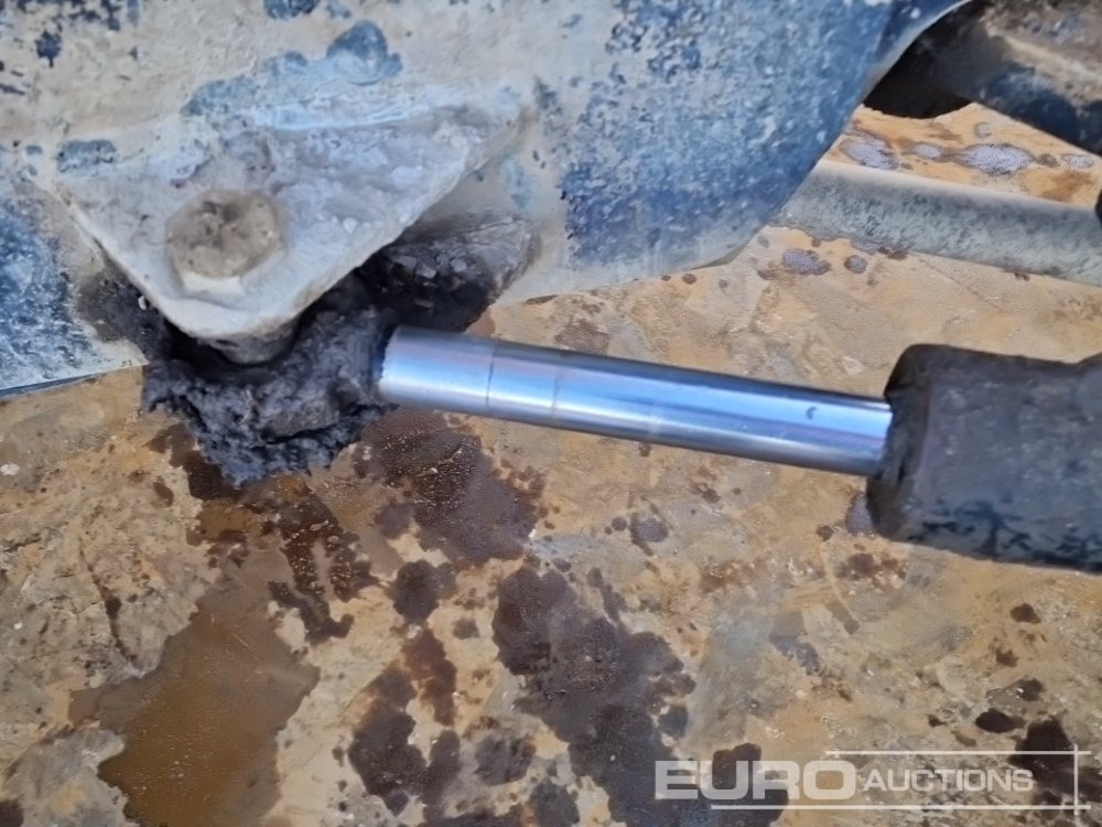 شاحنة قلابة صغيرة 2017 JCB 3TST: صورة 29