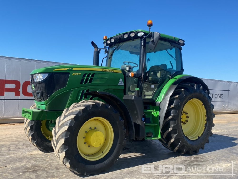 2017 John Deere 6135R - جرار: صورة 1 2017 John Deere 6135R - جرار: صورة 1