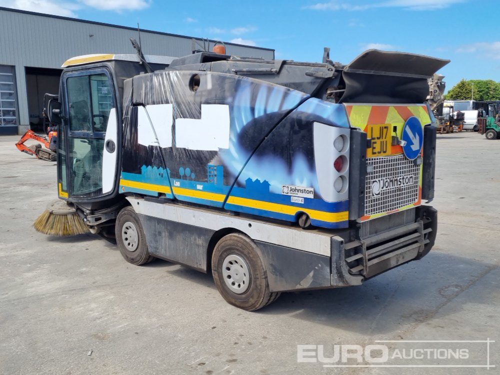 2017 Johnston 4x2 Road Sweeper, Reverse Camera, Automatic Gearbox (Category S Insurance Loss, Runs No Drive) - سياره كنس شوارع: صورة 3 2017 Johnston 4x2 Road Sweeper, Reverse Camera, Automatic Gearbox (Category S Insurance Loss, Runs No Drive) - سياره كنس شوارع: صورة 3