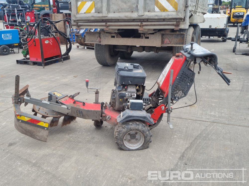 2017 Kersten UBS Hydro II 14 Diesel Pedestrian Weed Brush, Vanguard Engine - الآلات الزراعية: صورة 2 2017 Kersten UBS Hydro II 14 Diesel Pedestrian Weed Brush, Vanguard Engine - الآلات الزراعية: صورة 2