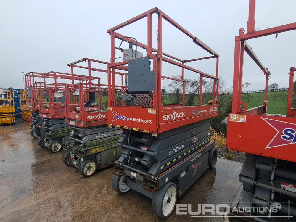 2017 SkyJack SJ3226 - معدات الوصول: صورة 1 2017 SkyJack SJ3226 - معدات الوصول: صورة 1