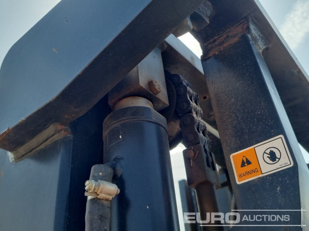 رافعة شوكية 2018 Doosan D40SC-7: صورة 18