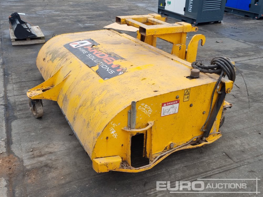 2018 JCB SC240 - معدات المناولة: صورة 1 2018 JCB SC240 - معدات المناولة: صورة 1