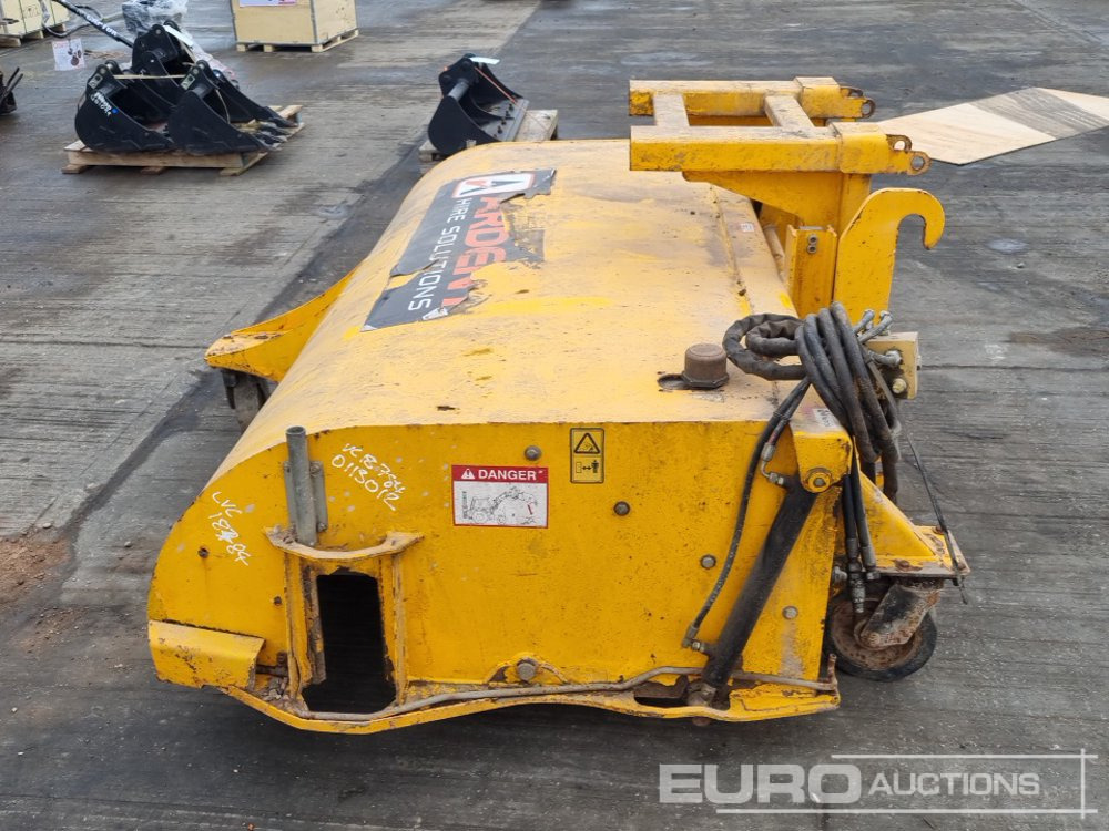 2018 JCB SC240 - معدات المناولة: صورة 2 2018 JCB SC240 - معدات المناولة: صورة 2