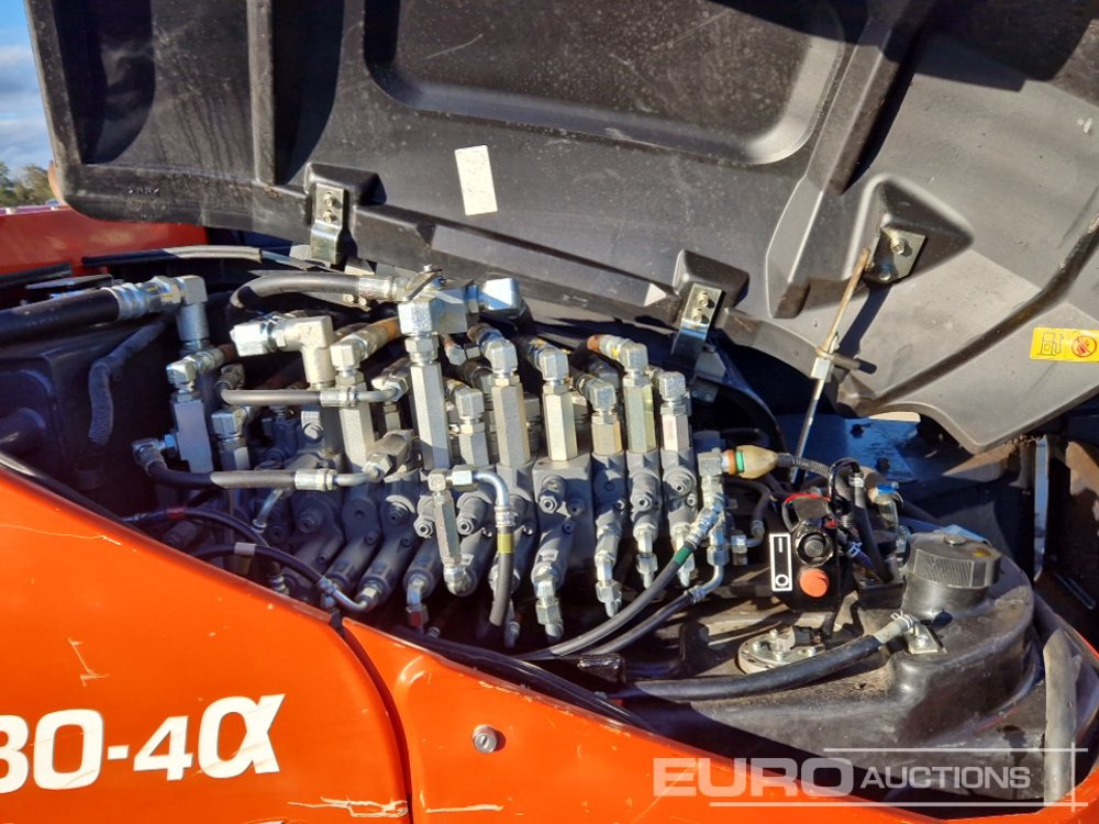 حفارة مُصَّغرة 2018 Kubota KX080-4A: صورة 17