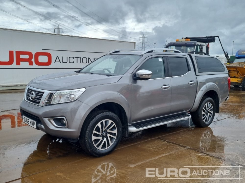 2018 Nissan Navara Tekna - شاحنة البيك أب: صورة 1 2018 Nissan Navara Tekna - شاحنة البيك أب: صورة 1