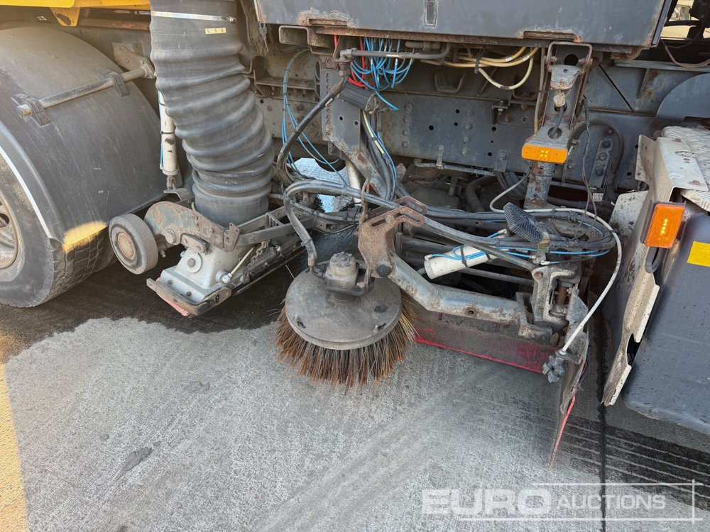 2018 Scania P250 - سياره كنس شوارع: صورة 5 2018 Scania P250 - سياره كنس شوارع: صورة 5