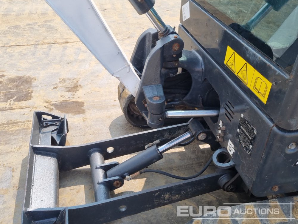 حفارة مُصَّغرة 2019 Bobcat E19: صورة 11