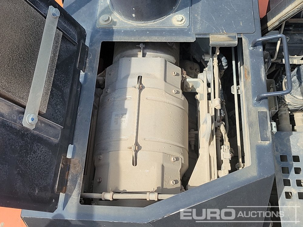حفار زحاف 2019 Hitachi ZX135US-6: صورة 36