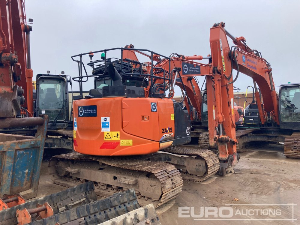 2019 Hitachi ZX135US-6 - حفار زحاف: صورة 2 2019 Hitachi ZX135US-6 - حفار زحاف: صورة 2