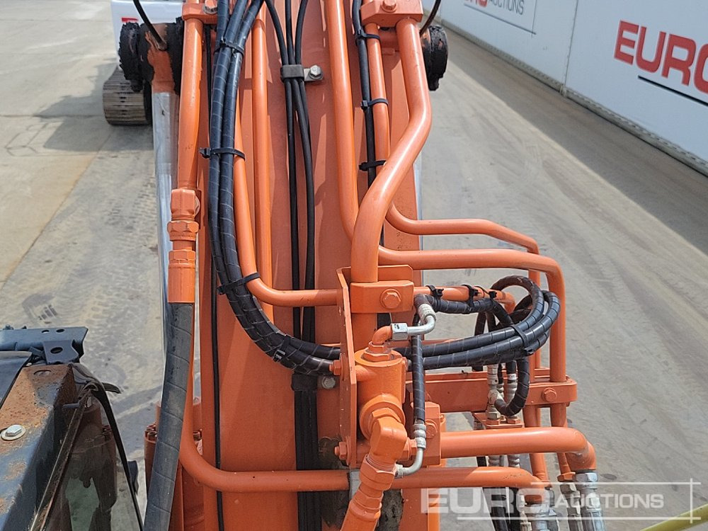 حفار زحاف 2019 Hitachi ZX135US-6: صورة 43
