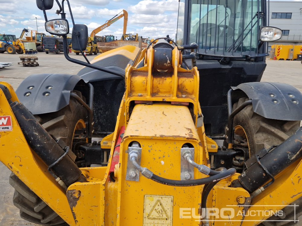 رافعة تلسكوبية 2019 JCB 540-140 Hi Viz: صورة 16