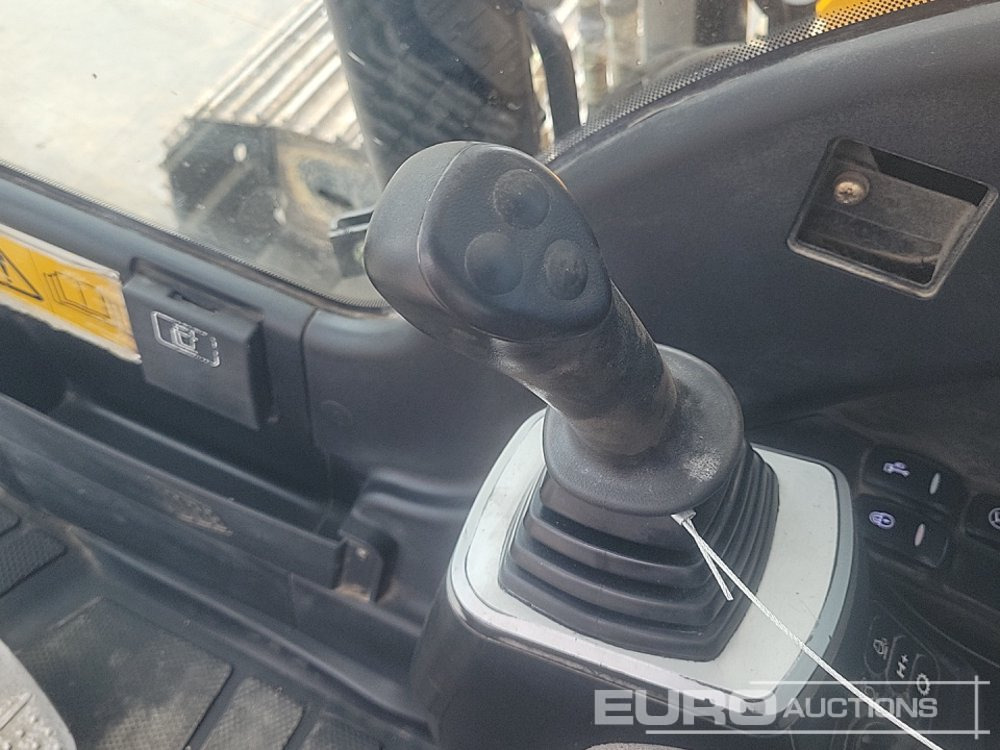 حفار زحاف 2019 JCB JS131LC: صورة 49