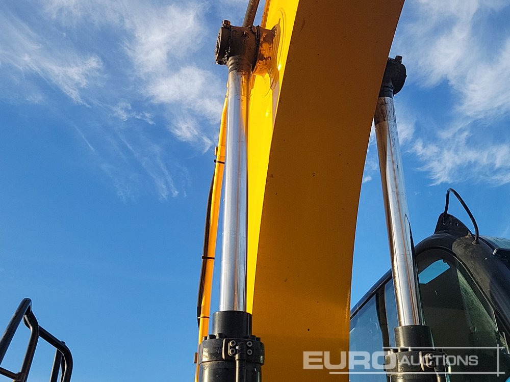 حفار زحاف 2019 JCB JS131LC: صورة 20