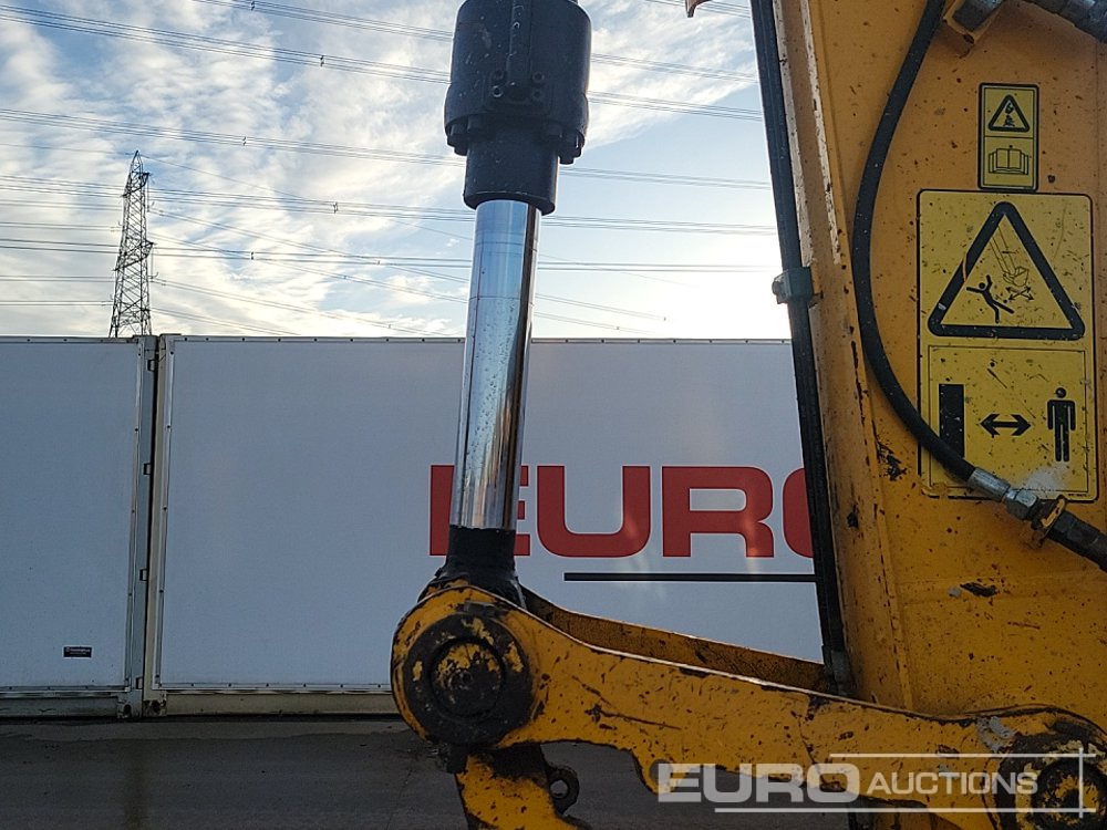 حفار زحاف 2019 JCB JS131LC: صورة 29