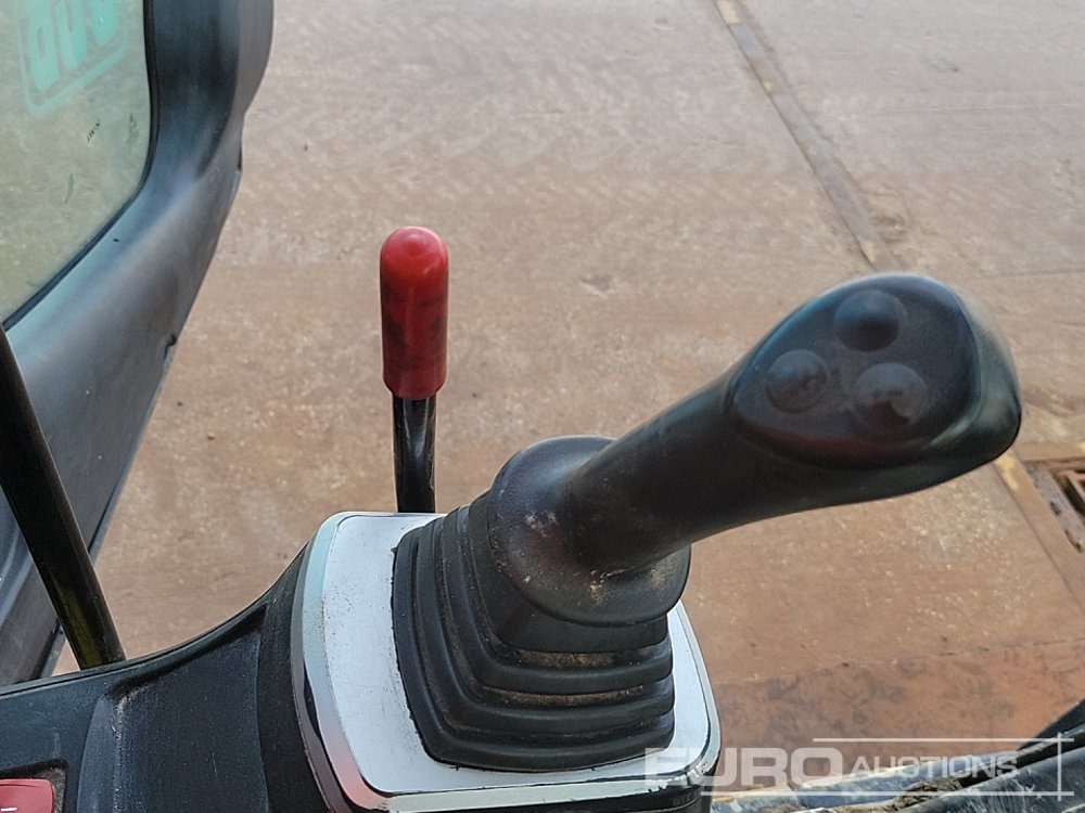 حفار زحاف 2019 JCB JS131LC: صورة 50