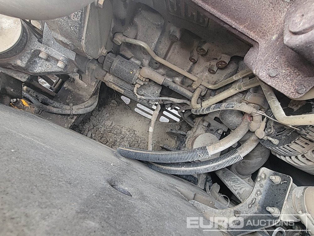 حفار زحاف 2019 JCB JS131LC: صورة 43