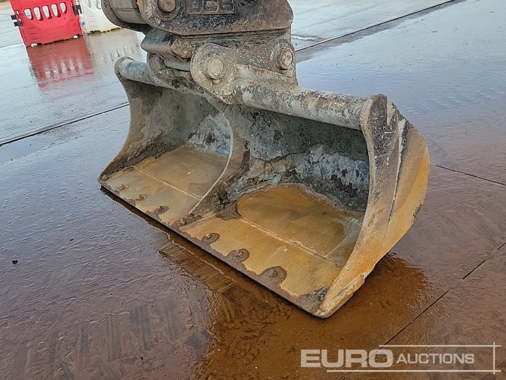 حفار زحاف 2019 JCB JS131LC: صورة 17