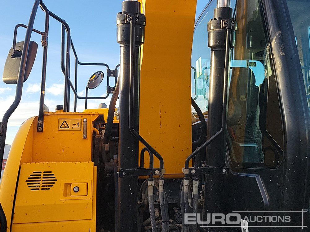 حفار زحاف 2019 JCB JS131LC: صورة 19