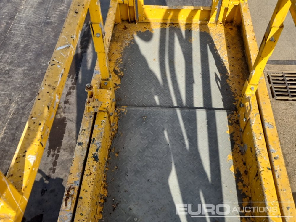 معدات الوصول 2019 JCB S2632E: صورة 24