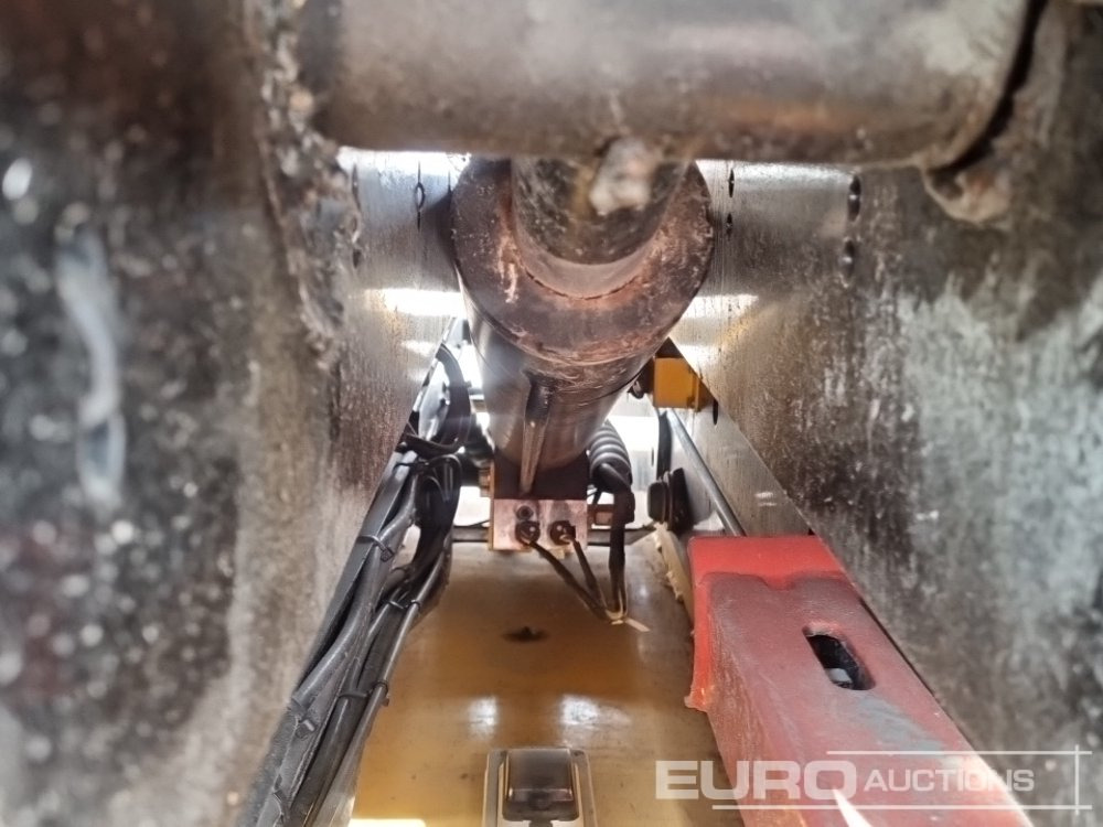 معدات الوصول 2019 JCB S2632E: صورة 27