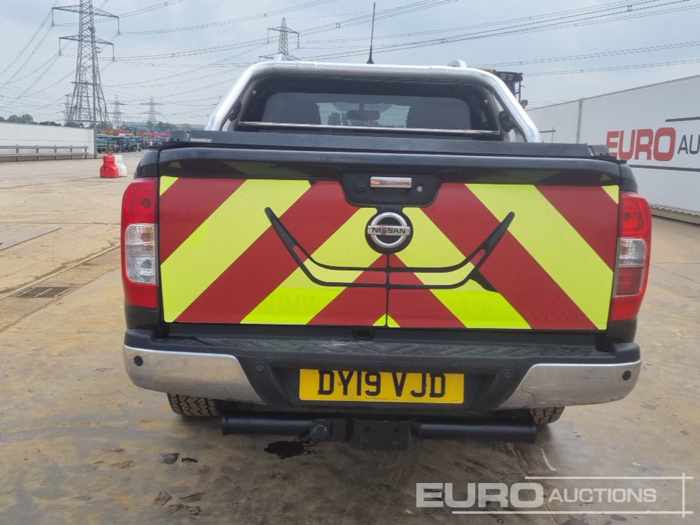 2019 Nissan Navara - شاحنة البيك أب: صورة 4 2019 Nissan Navara - شاحنة البيك أب: صورة 4