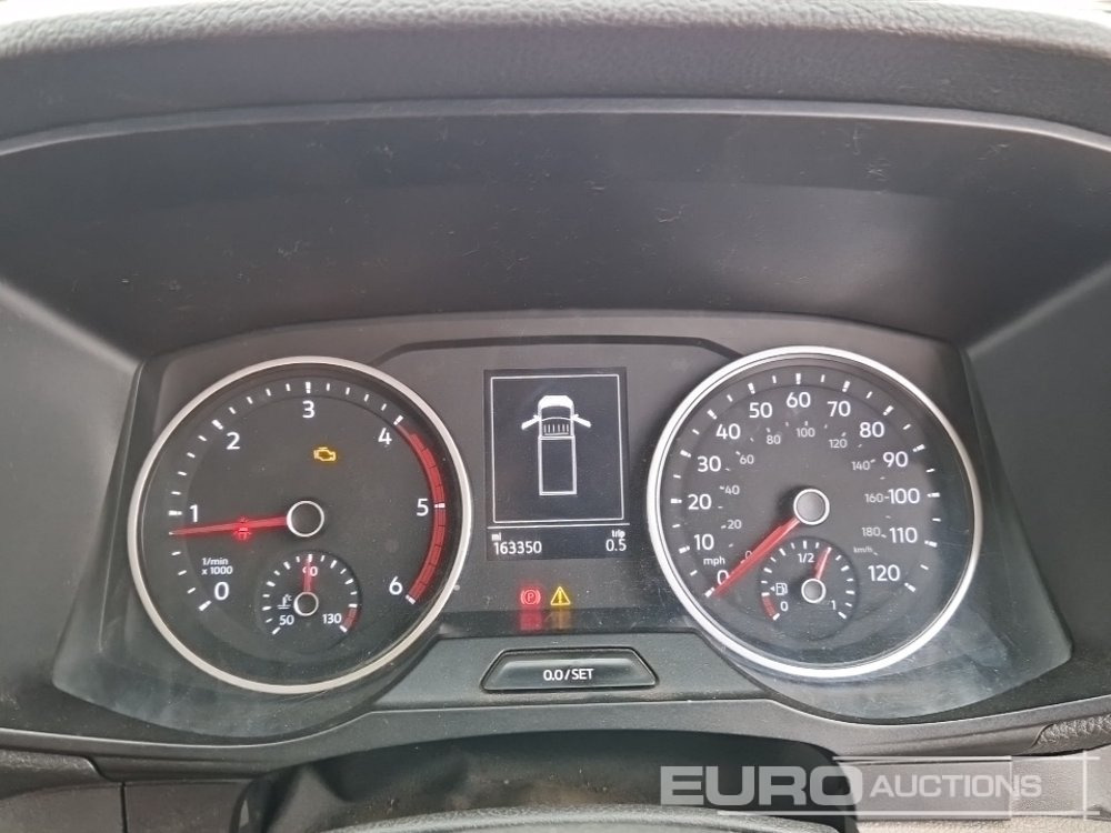 شاحنة مفتوحة 2019 Volkswagen Crafter CR35: صورة 31