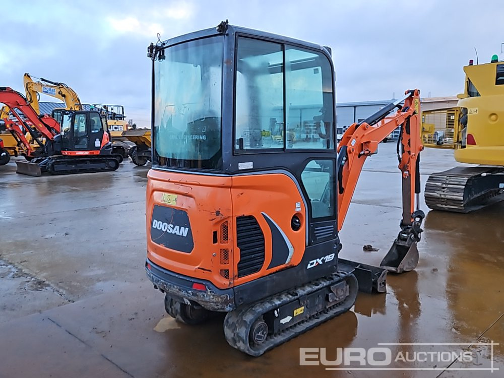 حفارة مُصَّغرة 2020 Doosan DX19: صورة 6
