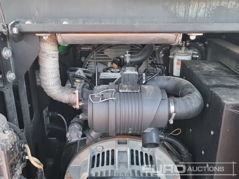 برج الإنارة 2020 Generac V20: صورة 31