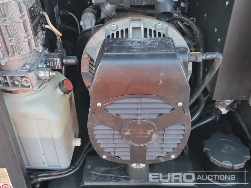 برج الإنارة 2020 Generac V20: صورة 28