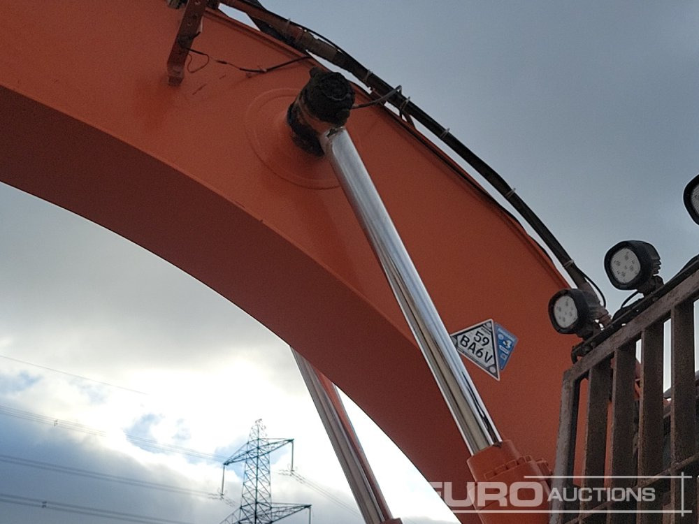 حفار زحاف 2020 Hitachi ZX210LC-6: صورة 27