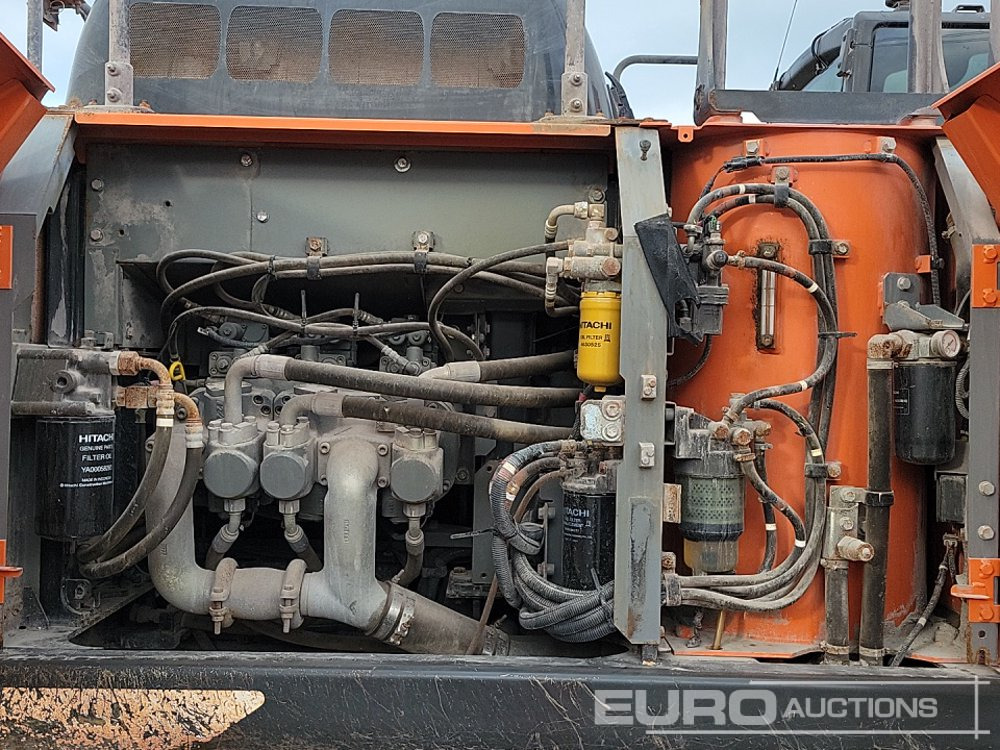 حفار زحاف 2020 Hitachi ZX210LC-6: صورة 37