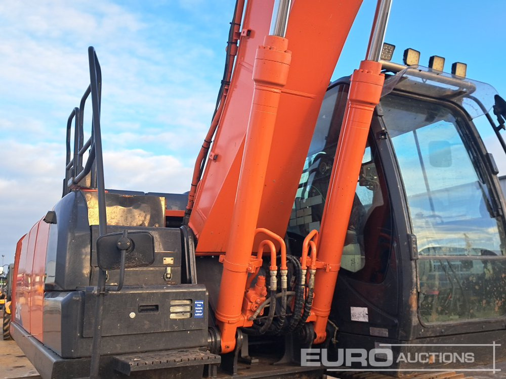 حفار زحاف 2020 Hitachi ZX210LC-6: صورة 16 حفار زحاف 2020 Hitachi ZX210LC-6: صورة 16