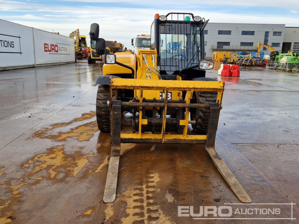 رافعة تلسكوبية 2020 JCB 525-60 Hi Viz: صورة 8