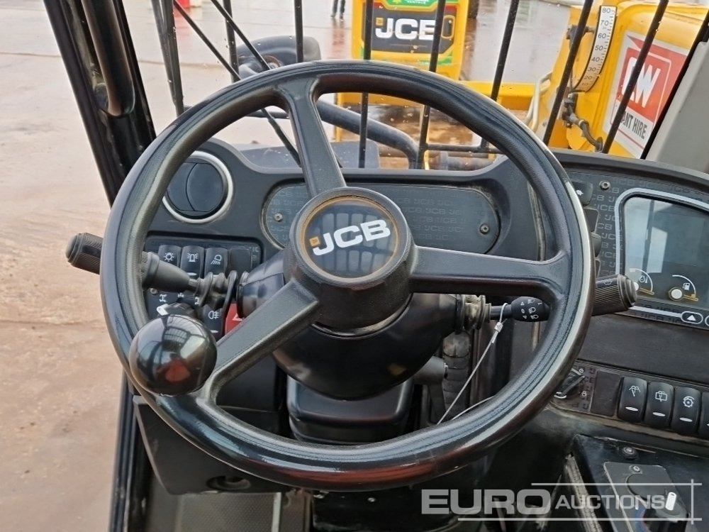 رافعة تلسكوبية 2020 JCB 525-60 Hi Viz: صورة 33