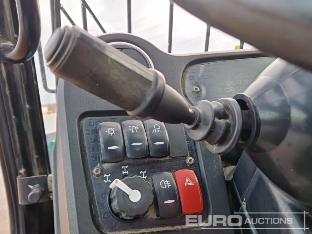 رافعة تلسكوبية 2020 JCB 525-60 Hi Viz: صورة 35