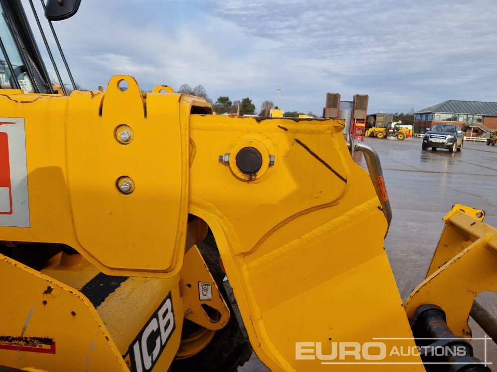 رافعة تلسكوبية 2020 JCB 525-60 Hi Viz: صورة 19